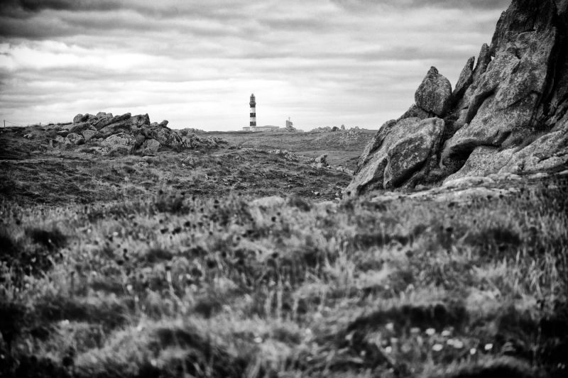 Paysage de La Pointe de Pern avec le Phare de Créac'h à Ouessant