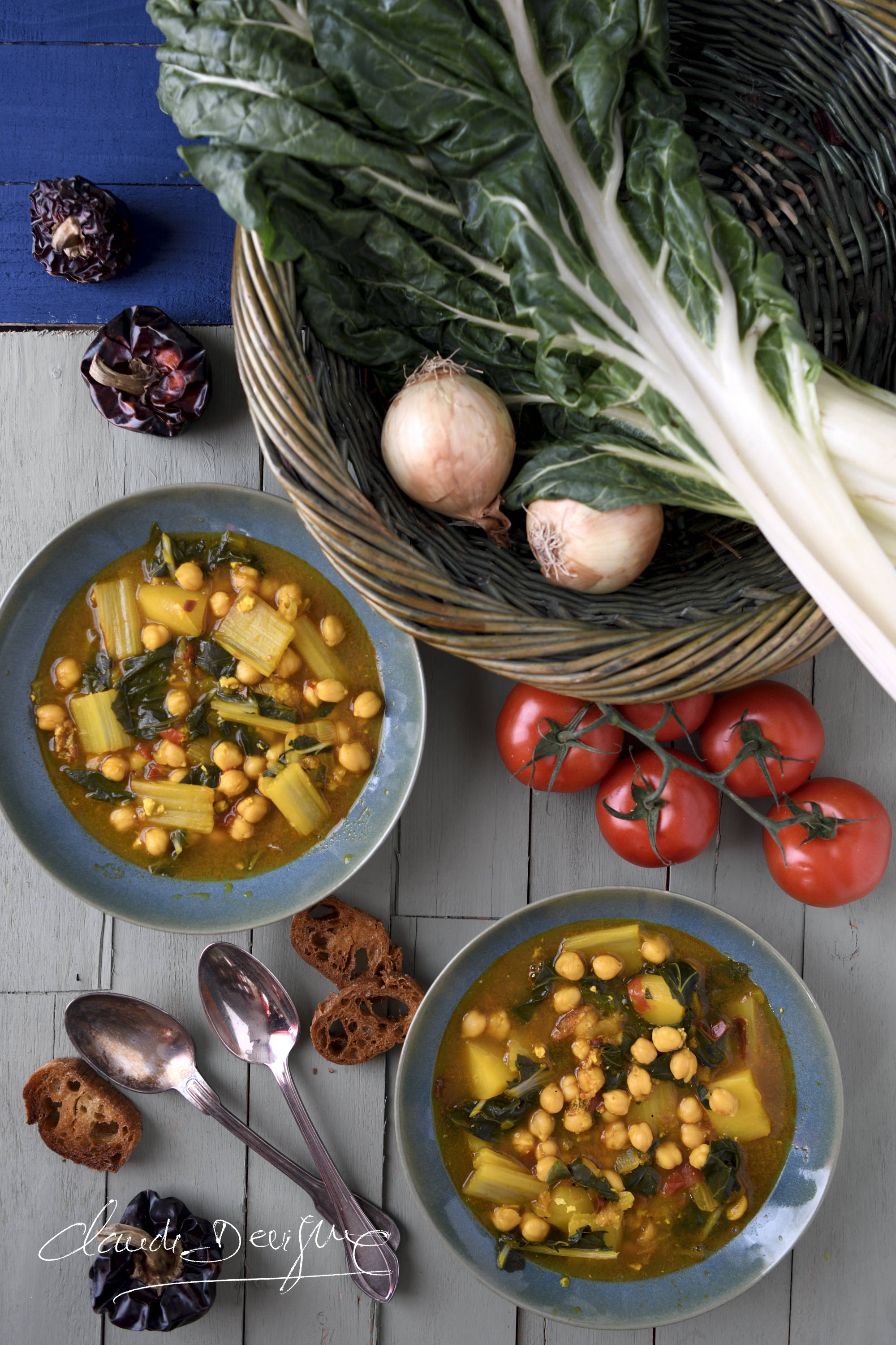 Potaje con acelgas y garbanzos