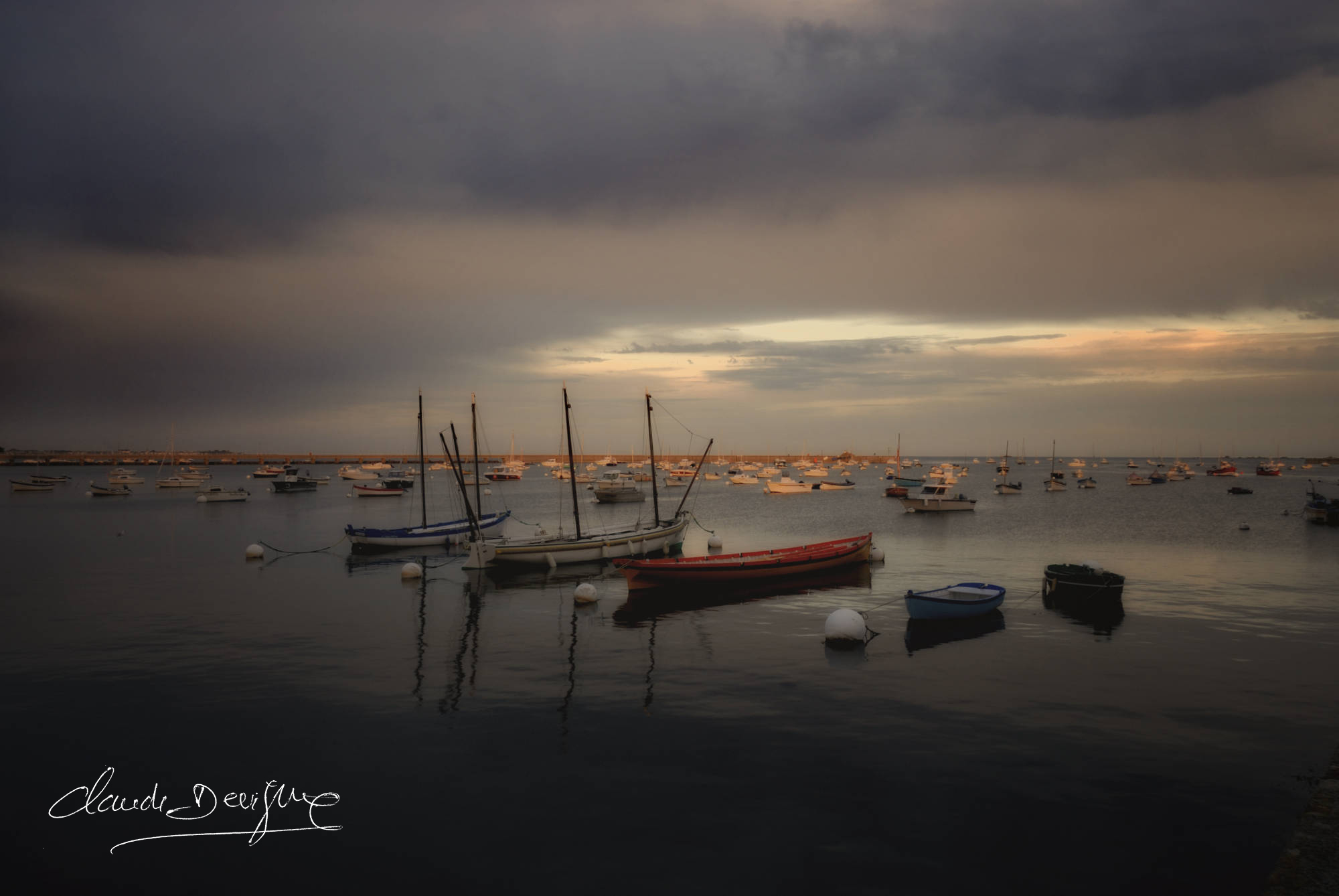 bateaux dans le port du Kirity 