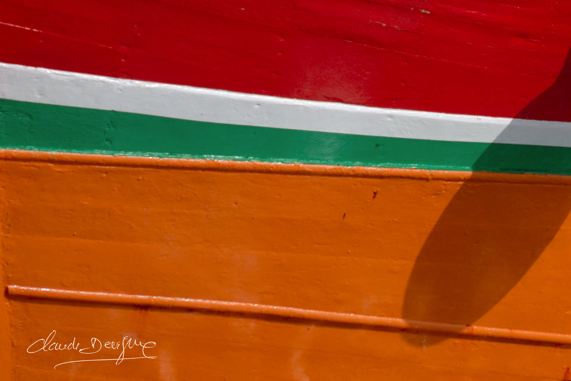 une coque de bateau colorée