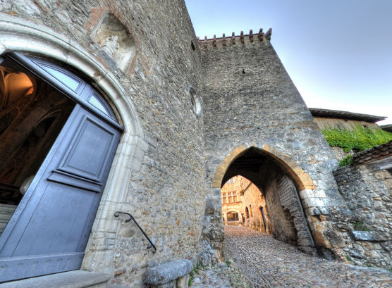 Pérouges - Porte d'En Haut 